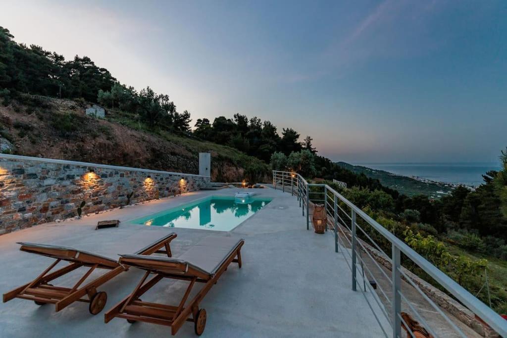 Villa Koukounaria Skopelos Town Exterior foto