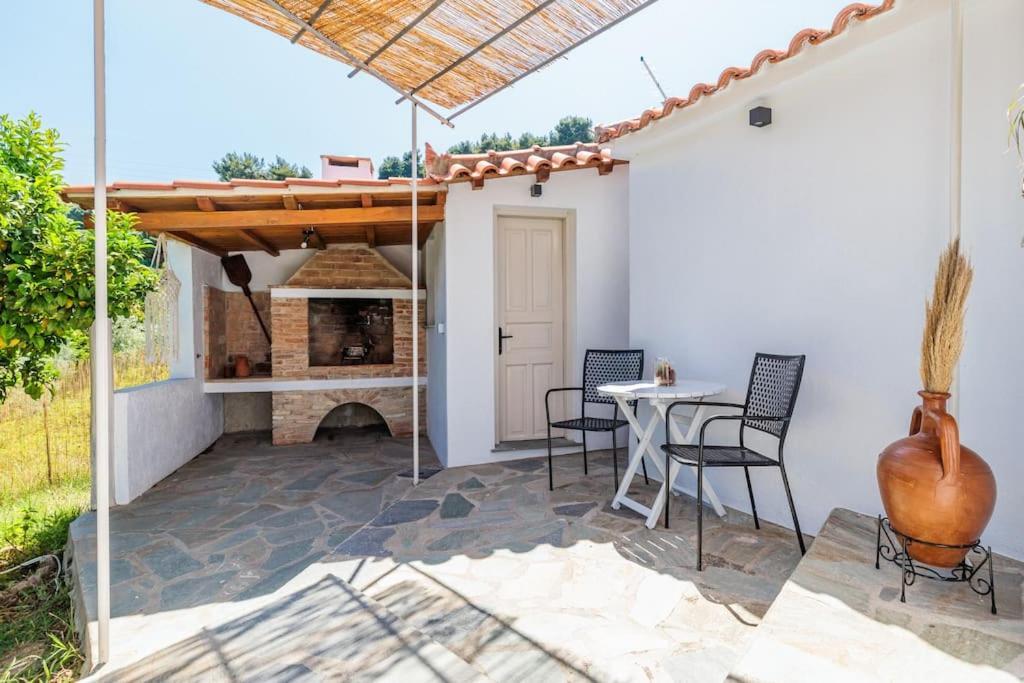 Villa Koukounaria Skopelos Town Exterior foto