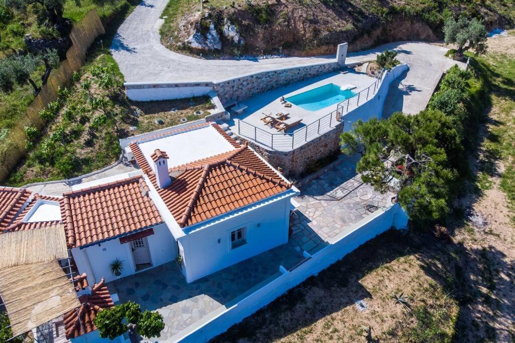 Villa Koukounaria Skopelos Town Exterior foto