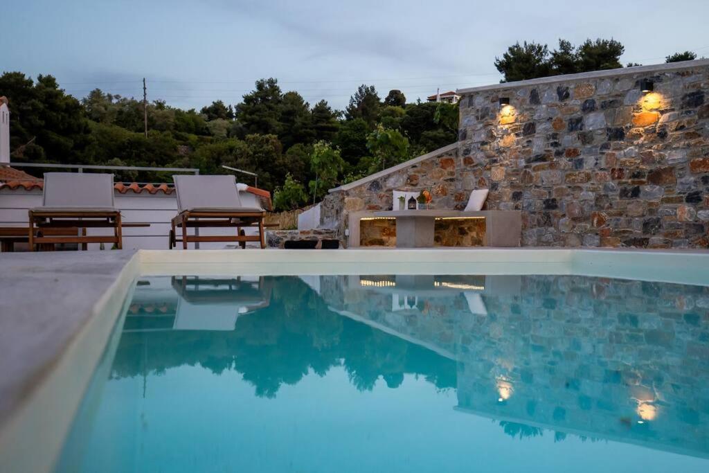 Villa Koukounaria Skopelos Town Exterior foto