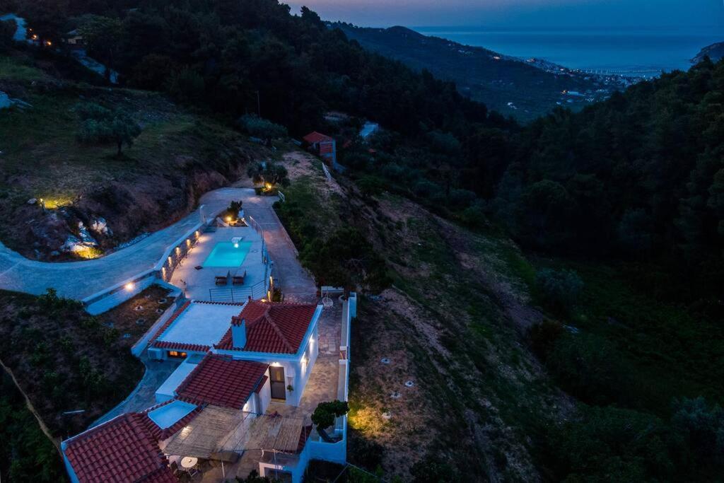 Villa Koukounaria Skopelos Town Exterior foto