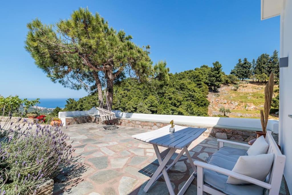 Villa Koukounaria Skopelos Town Exterior foto