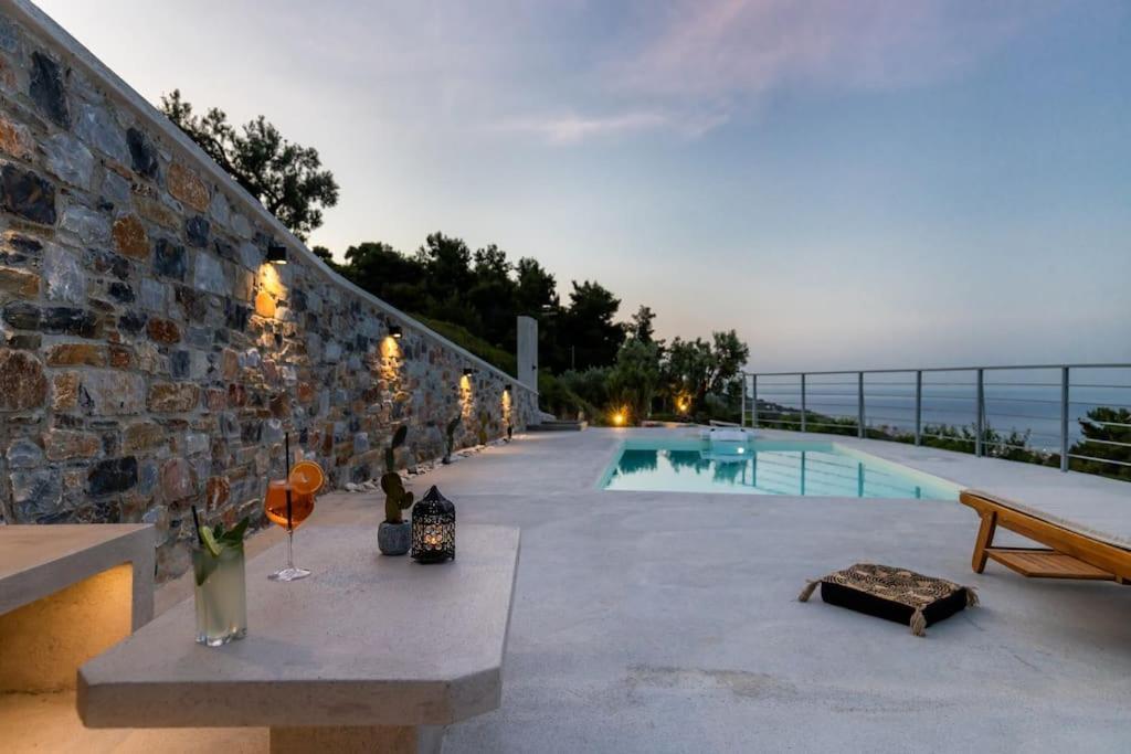 Villa Koukounaria Skopelos Town Exterior foto