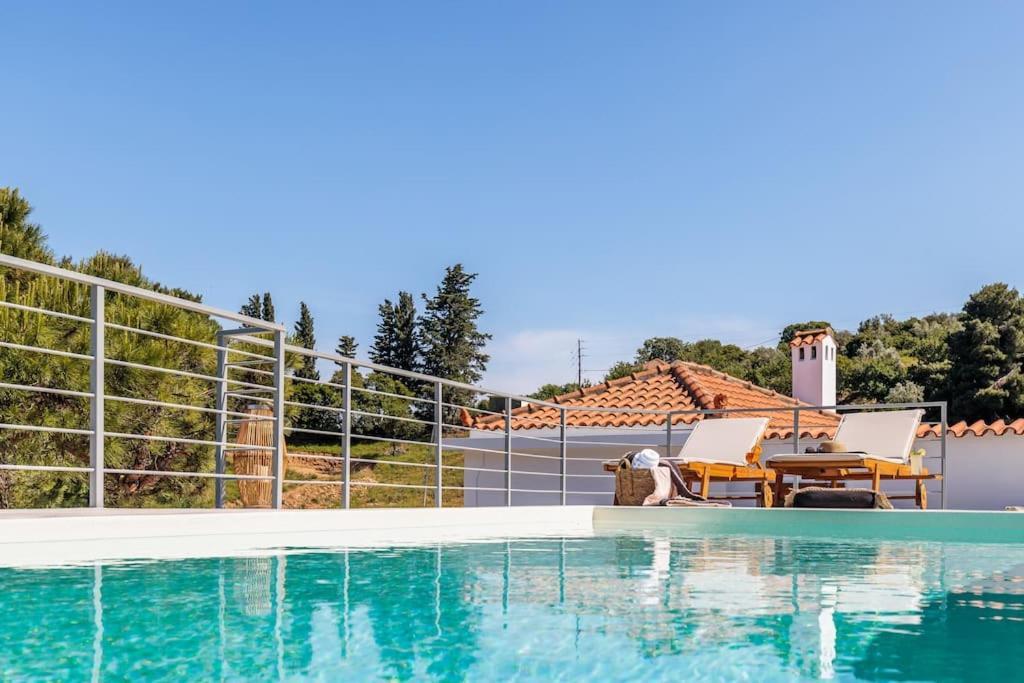 Villa Koukounaria Skopelos Town Exterior foto