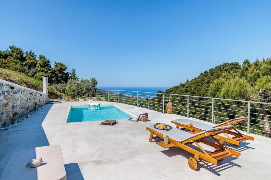 Villa Koukounaria Skopelos Town Exterior foto