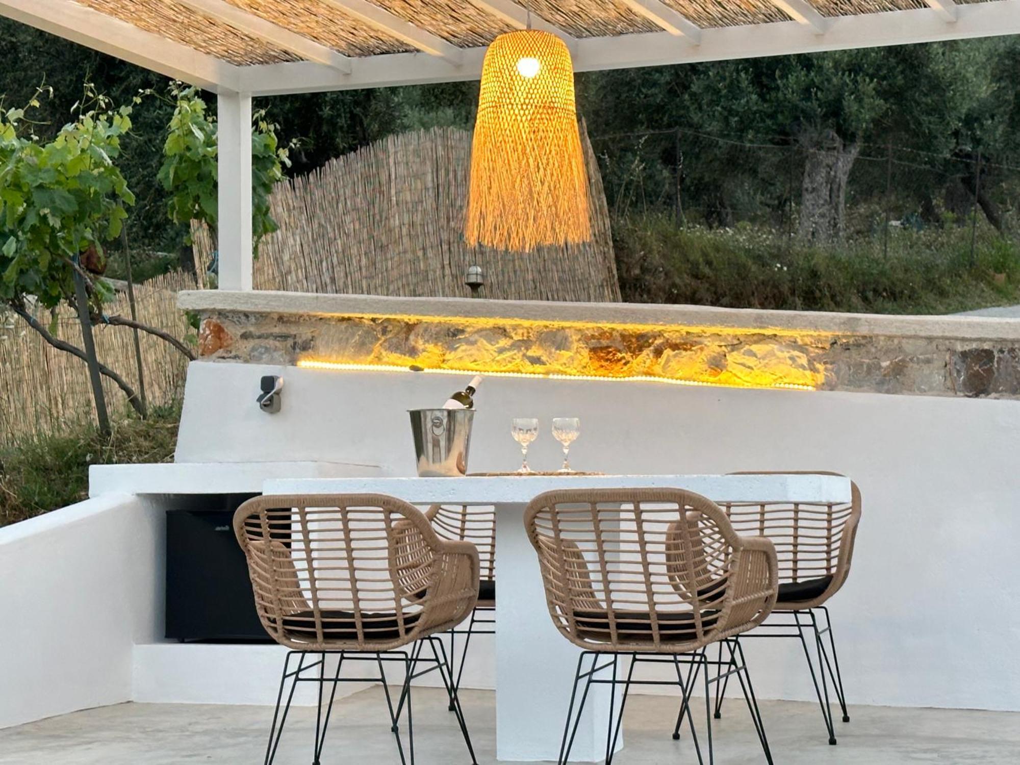 Villa Koukounaria Skopelos Town Exterior foto