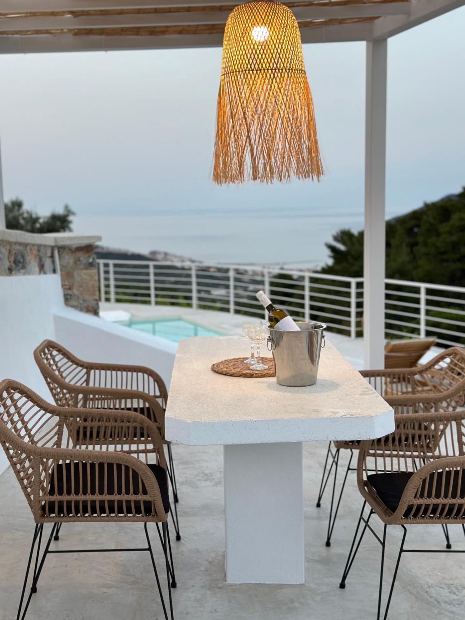 Villa Koukounaria Skopelos Town Exterior foto